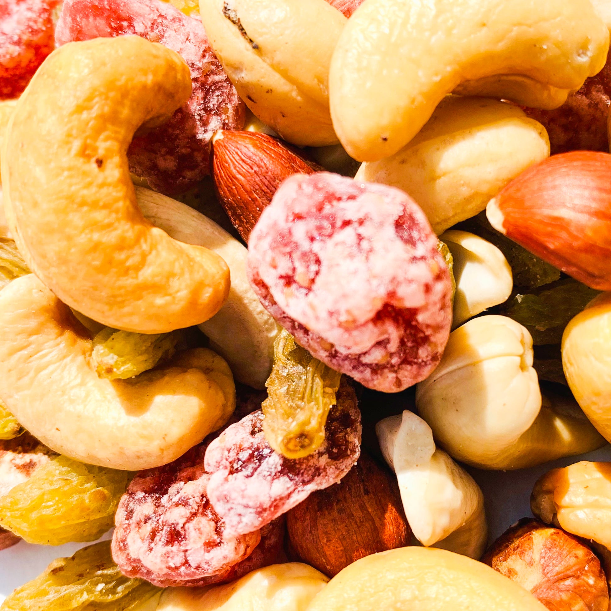 JFK Strawberries & Cashews Trail Mix - NY Spice Shop