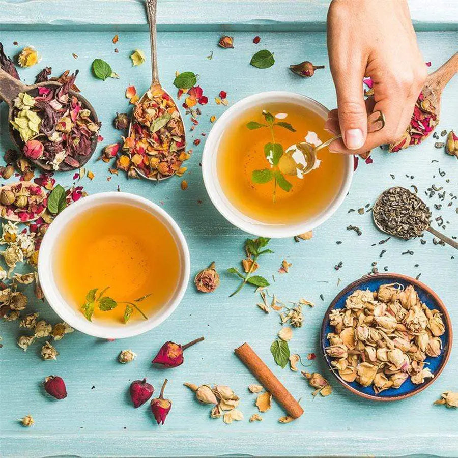 Soothing handcrafted white tea blend in with rosebuds & jasmine pearls in sachets. This combination works to enhance the light, subtle flavor of the white peony tea leaf base - creating the perfect remedy for a stressful day, relaxing the mind & arousing the senses- NY_Spice_Shop